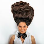Frisurensommer 2015:<br>Haarverlängerung mit Echthaartressen aus indischem Echthaar